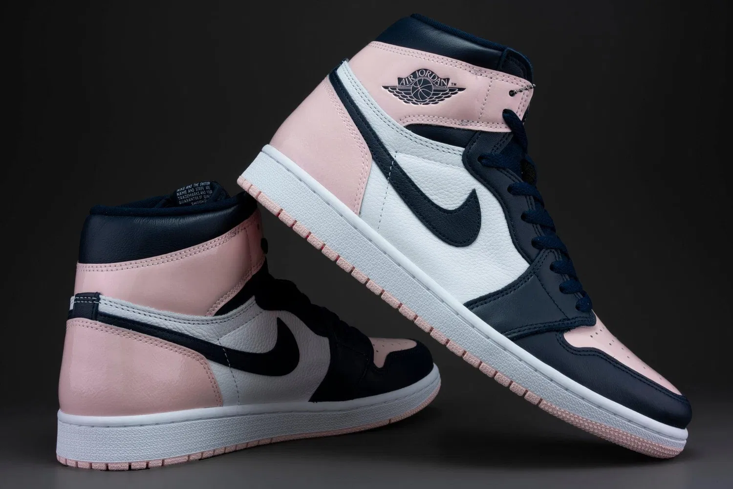 Детские кроссовки для девочек с высоким берцем, модель Air Jordan 1 Mid (Gs) NIKE, Bianco Nero Rosa — фото 2