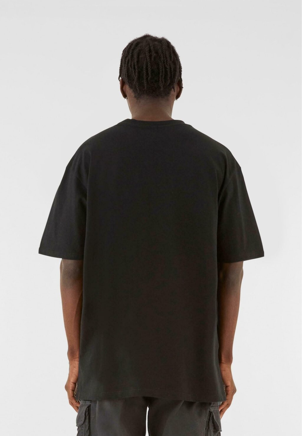 

Футболки с принтом HEAVY OVERSIZED TEE RENAISSANCE MJ Gonzales, черный