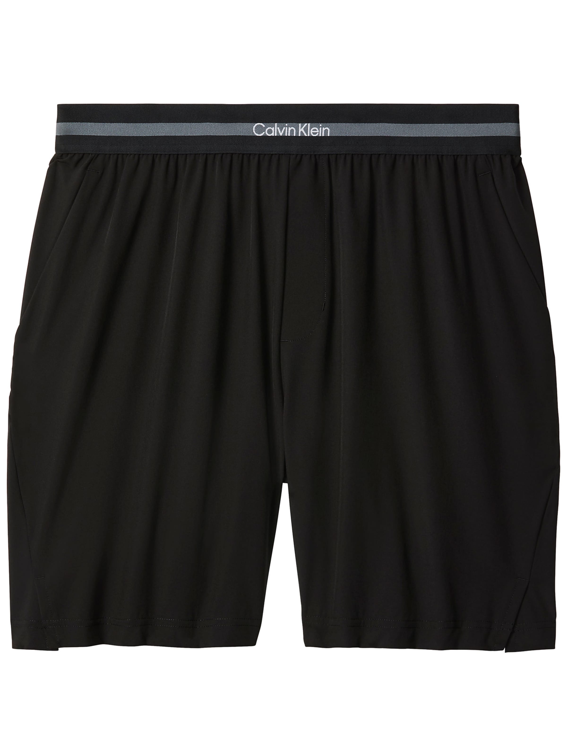 

Calvin Klein Sport Тренировочные шорты Regular в черном цвете