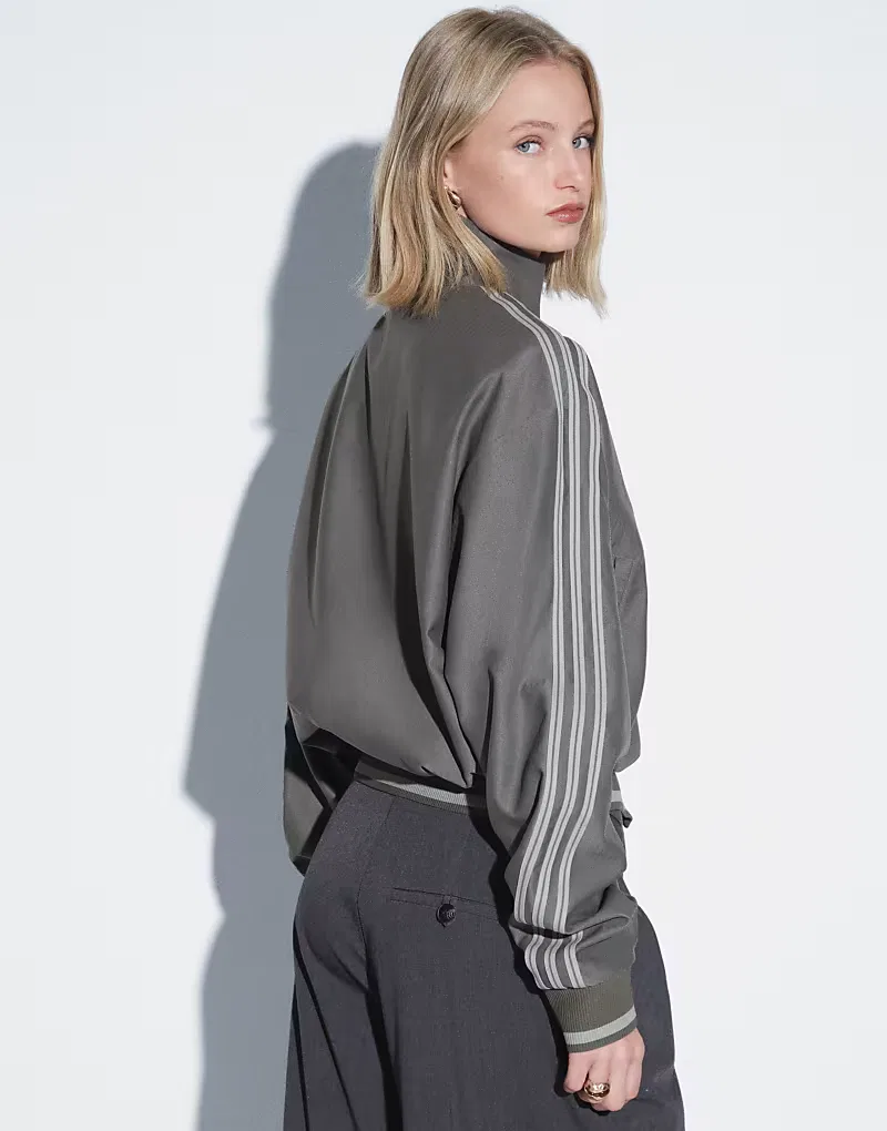 Спортивная куртка Adidas Originals Firebird в коричневую елочку — фото 3