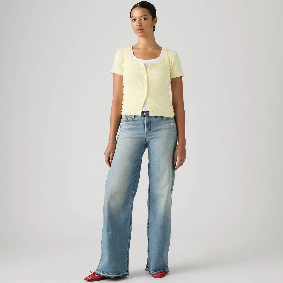 Формирующие женские джинсы 318 с широкими штанинами Levi's, Centering Self - Medium Wash