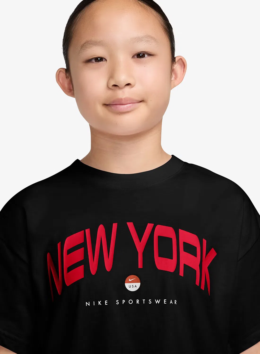 Футболка повседневная хлопковая Youth boxy NY Nike, черный — фото 3