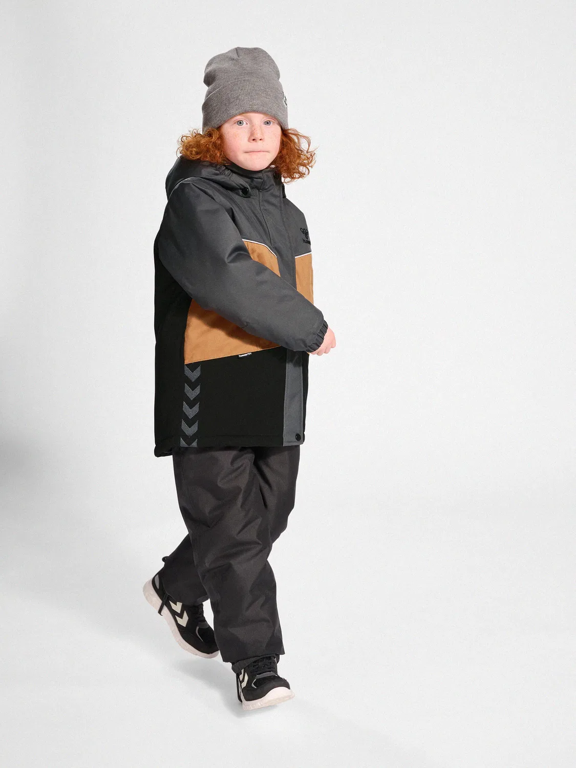 Детская куртка на молнии с капюшоном Hmlconrad Lifestyle Hummel, Asphaltgrau — фото 3