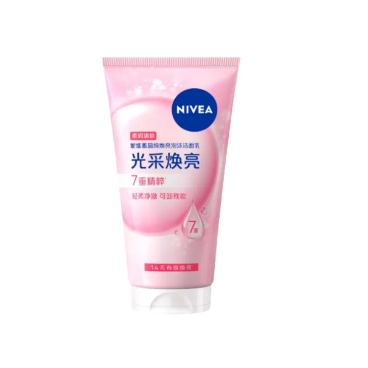 Пенка для умывания осветляющая NIVEA Crystal Pure Radiance, 150 мл