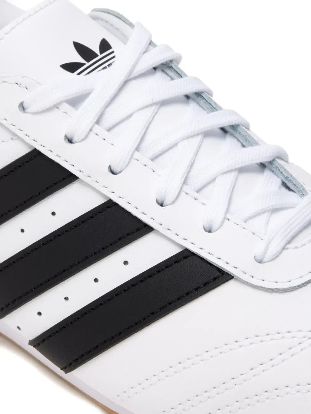Кроссовки Taekwondo на шнуровке с полосками Adidas Kids, белый — фото 2