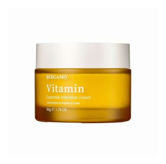 

Крем для лица с витамином С 50г Bergamo Vitamin Essential Intensiv Cream