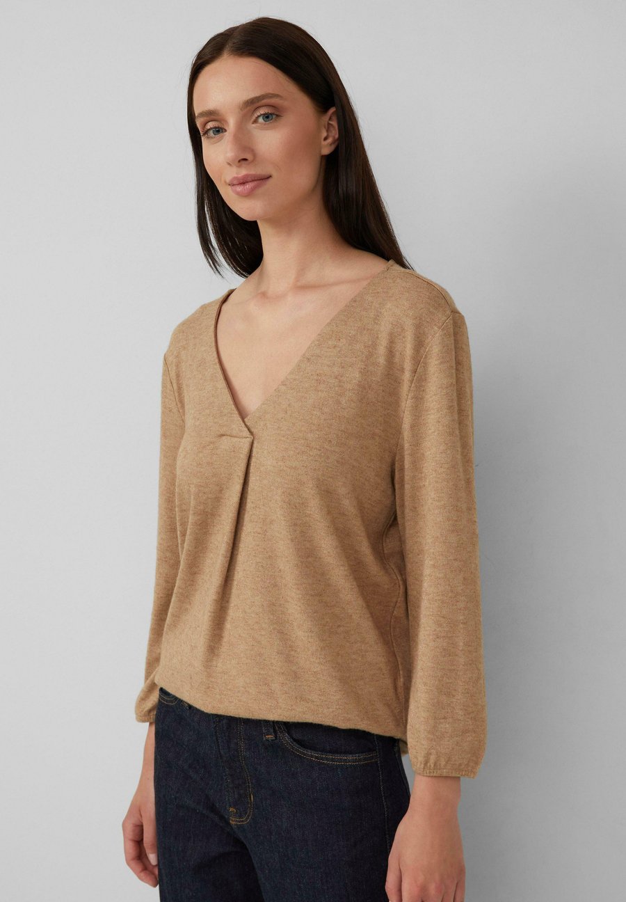 

Топ s.Oliver MIT V-AUSSCHNITT UND ELASTISCHEN BÜNDCHEN, Hellbraun/Mottled Beige