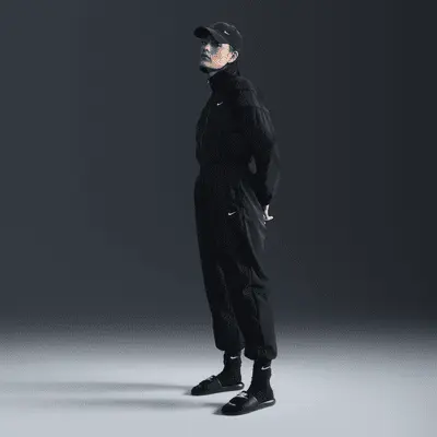 

Джоггеры Nike Sportswear Essential, черный/белый