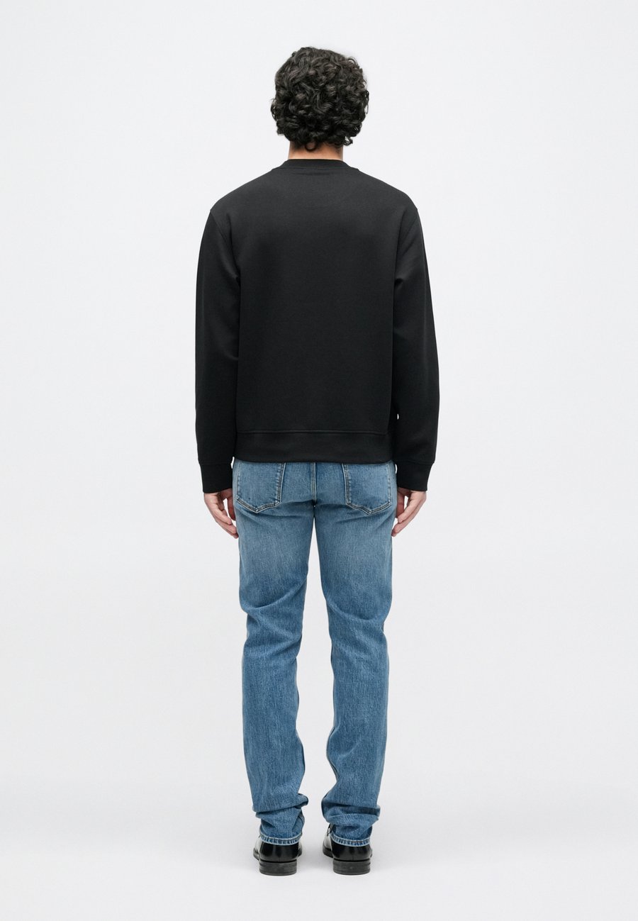 Толстовка Emporio Armani Sweatshirt, Black Beauty/Black — фото 4