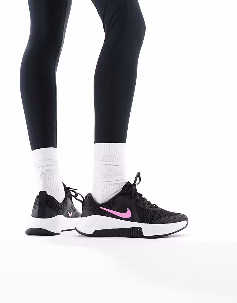 Кроссовки Nike Training MC 3 черного и розового цветов — фото 3