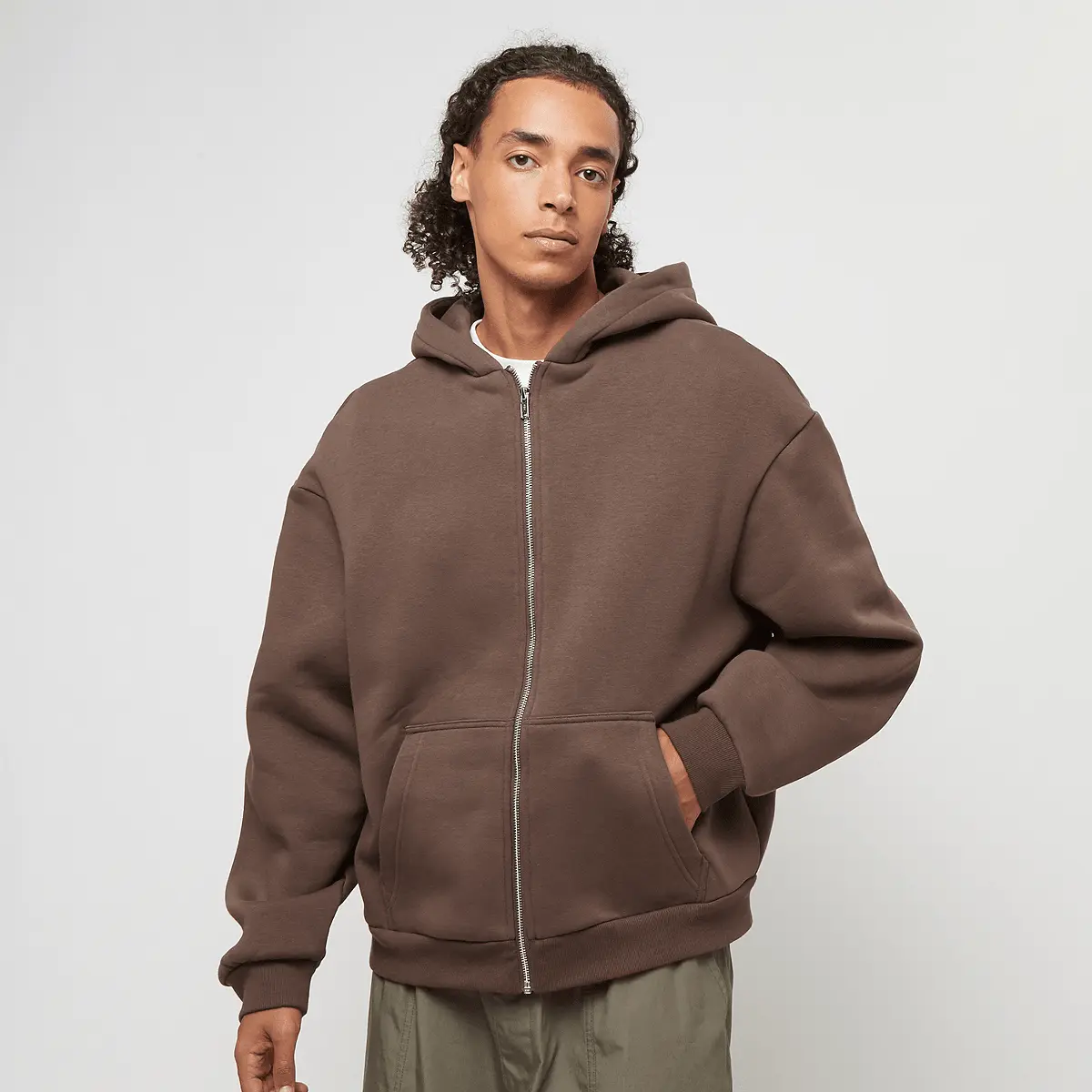 

Толстовка Urban Classics Fluffy Zip Hoody, коричневый