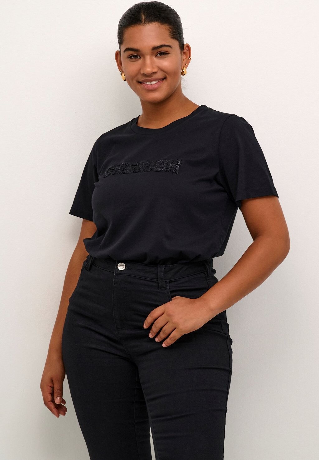 

Футболка с принтом SANDI Kaffe Curve, черный