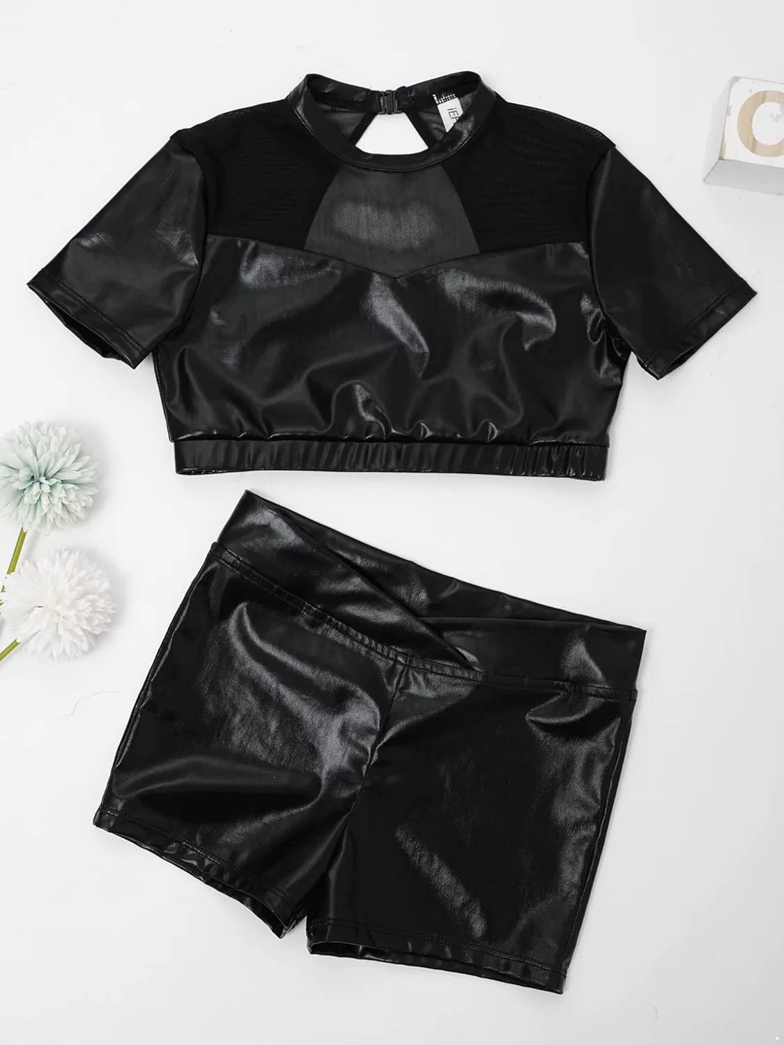 Детский спортивный комплект из топа и шорт YEAHDOR блестящий металлик, Black — фото 3