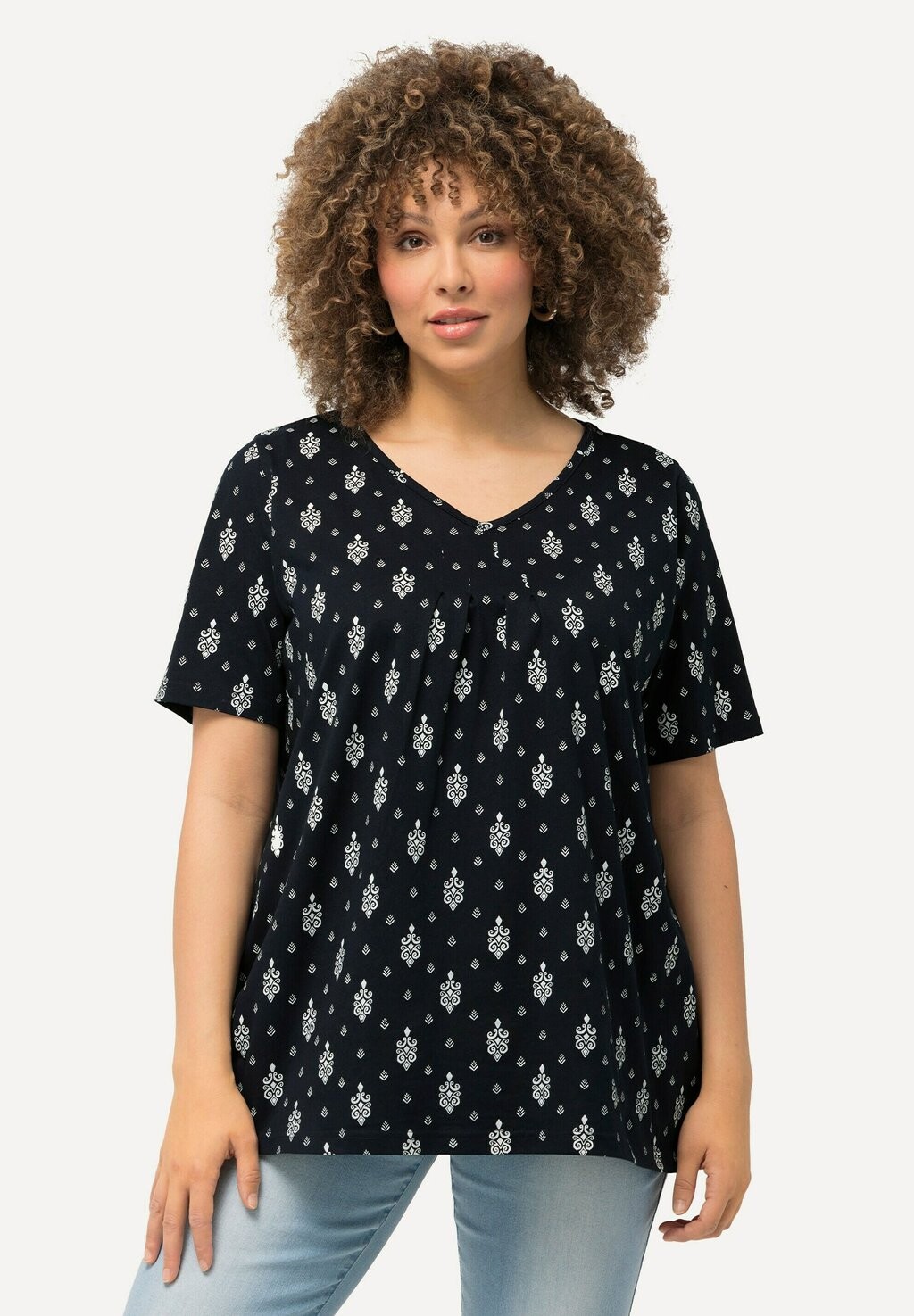 

Футболка с принтом SHORT SLEEVE V-NECK Ulla Popken, темно-синий