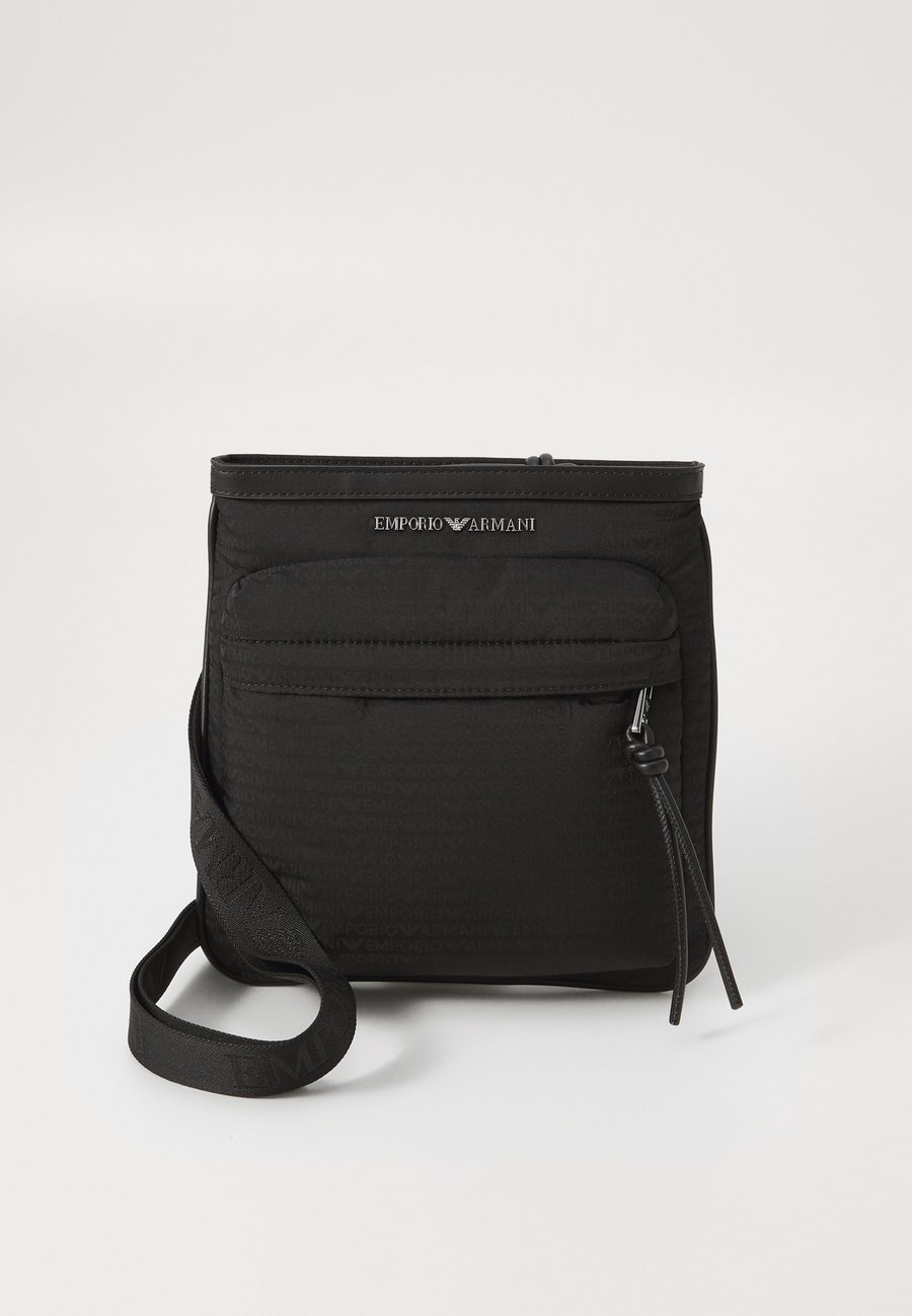 

Сумка кросс-боди Emporio Armani CROSSBODY, Black Beauty/Black