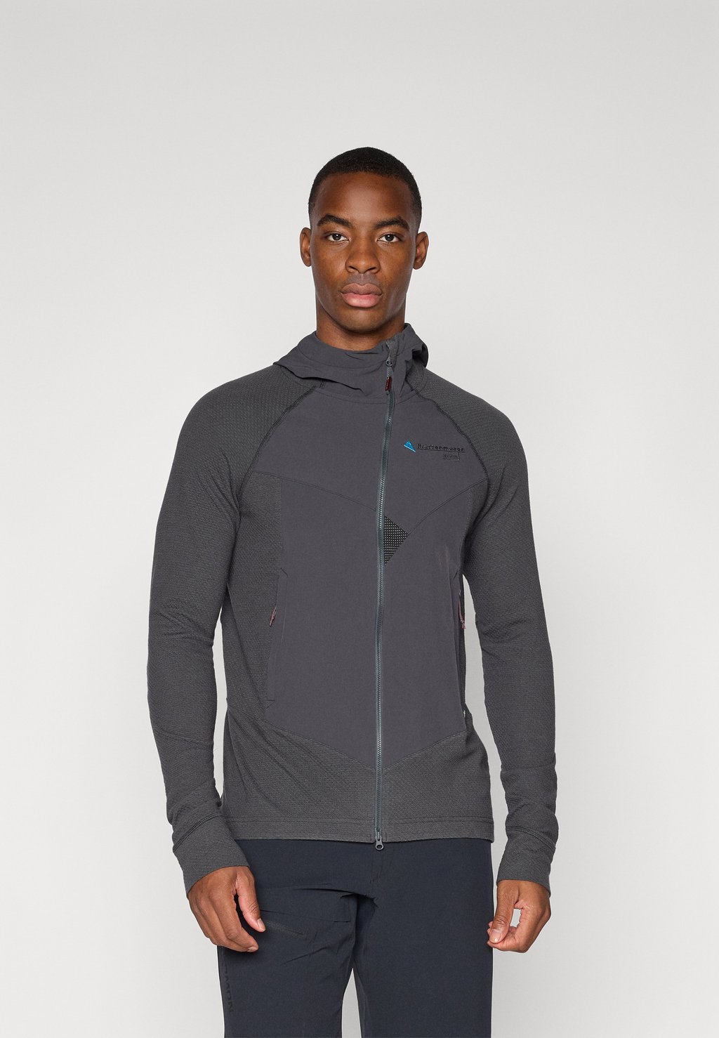 

Куртка для активного отдыха HUGIN ZIP HOODIE Klättermusen, черный