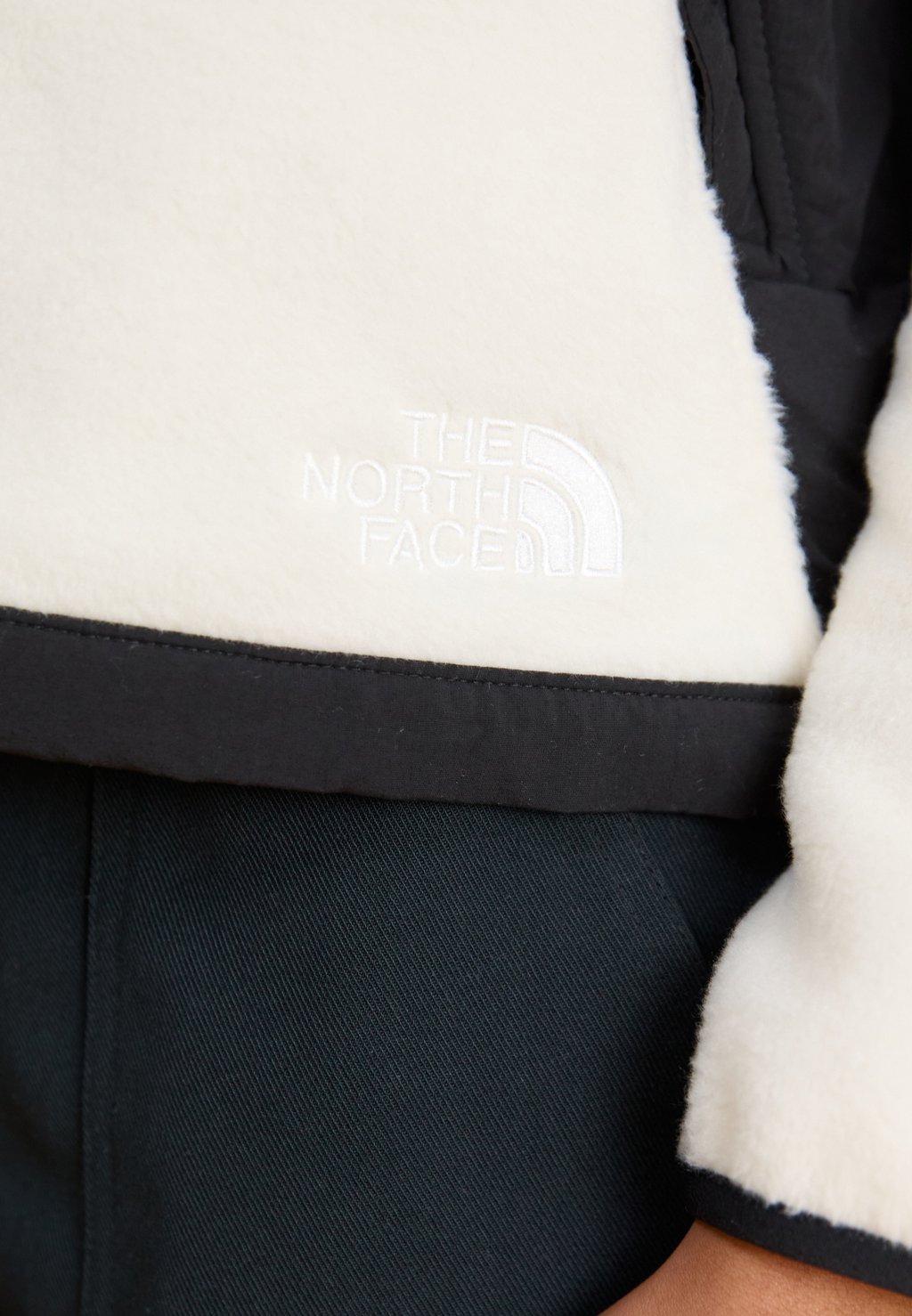 

Флисовая куртка POLAR SUN JACKET The North Face, молочный