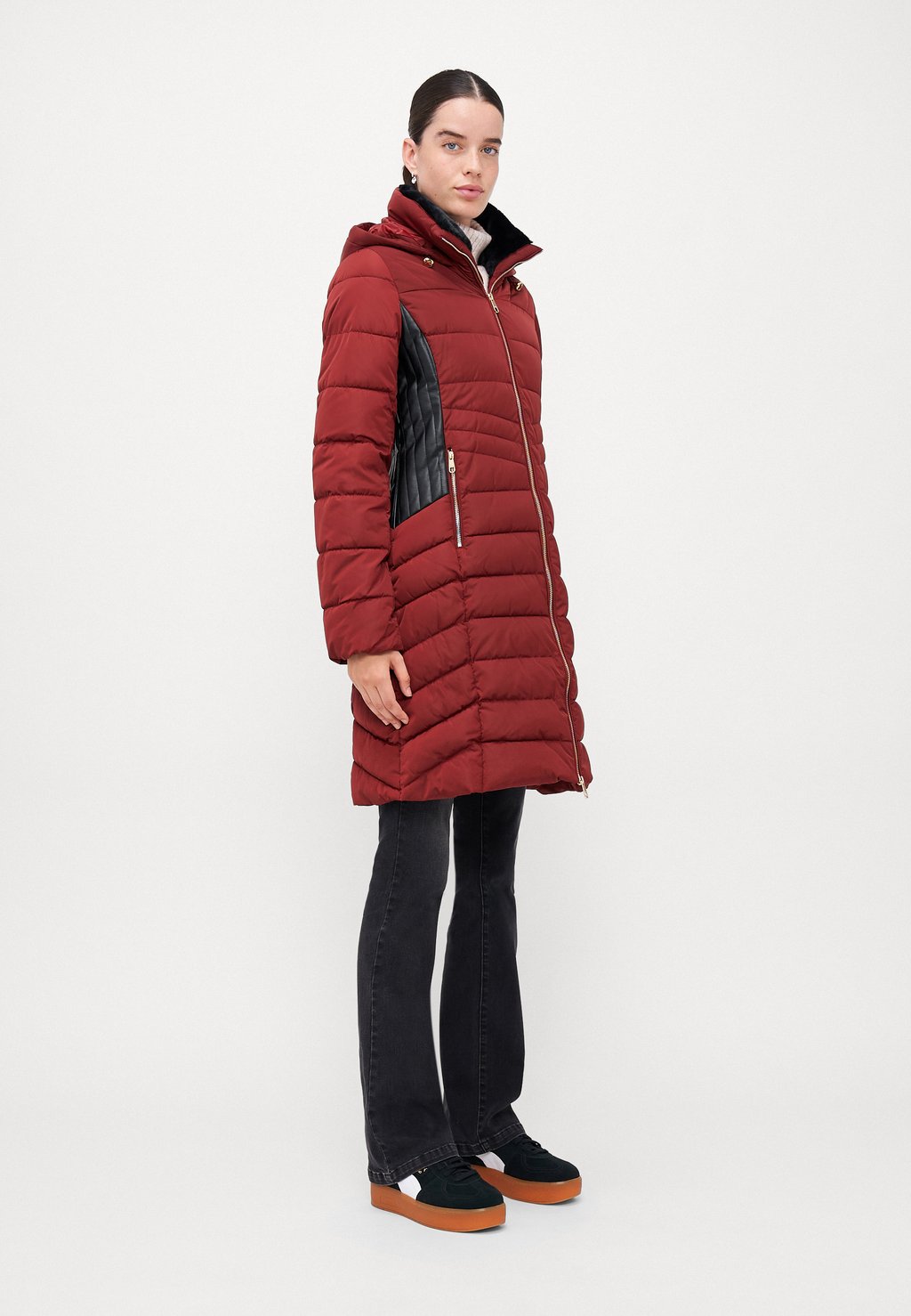 

Зимнее пальто ONLHELEN PUFFER COAT ONLY Tall, темно-красный