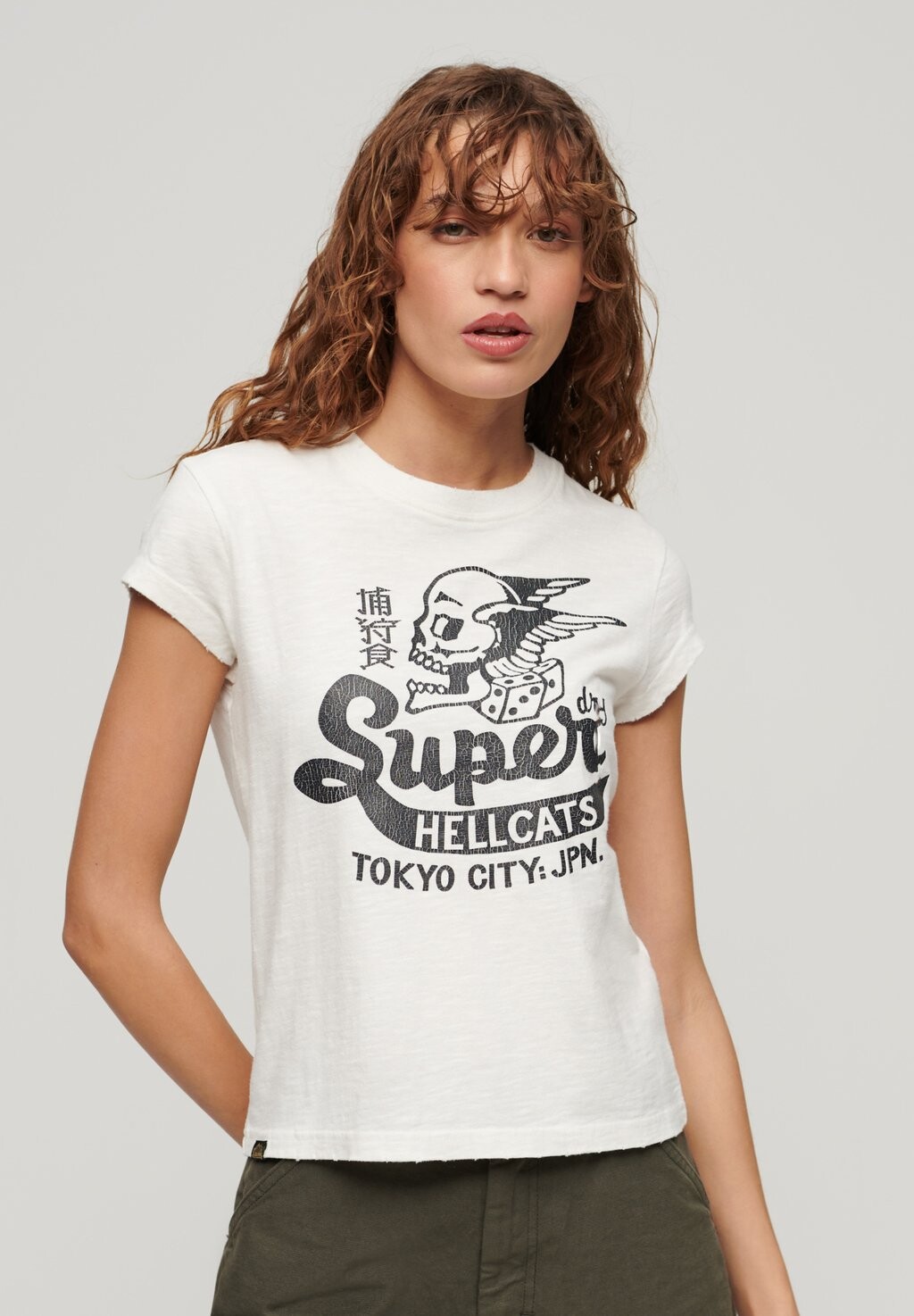 

Футболка с принтом RETRO ROCKER SHORT SLEEVE Superdry, белый