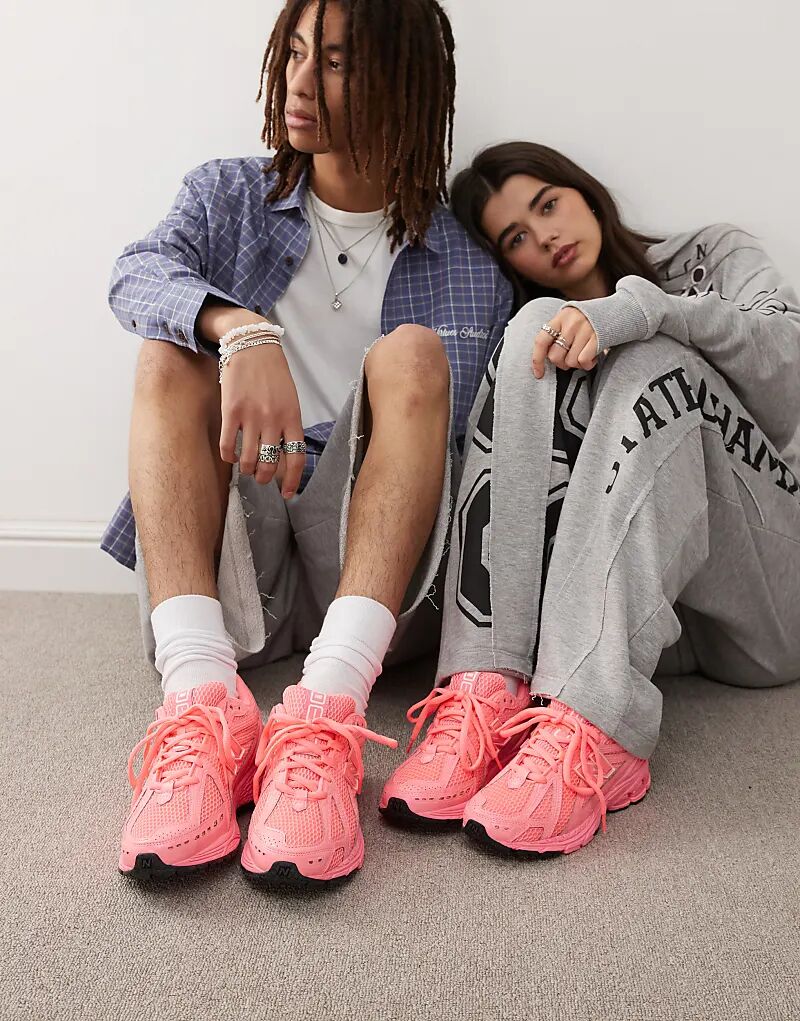 1906 кроссовки неоново-розового цвета - New Balance