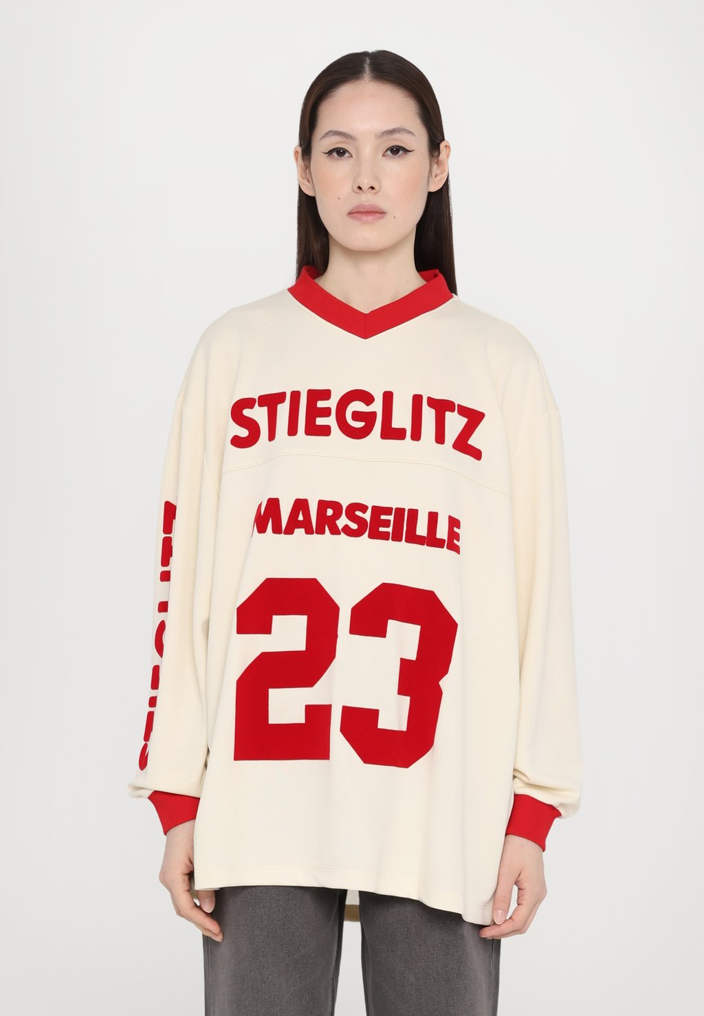

Топ с длинными рукавами LEA SKATE LONGSLEEVE Stieglitz, молочный
