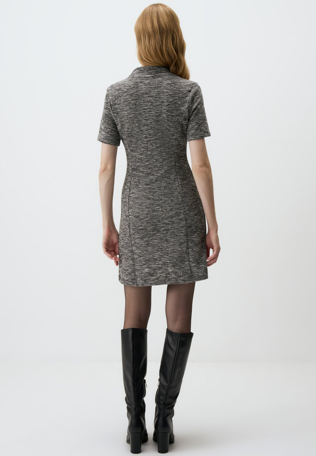 

Платье-футляр CHIC TEXTURED WITH SHORT SLEEVES Jimmy Key, серый