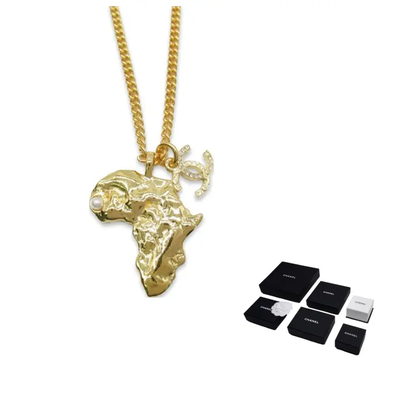 

CHANEL 23A позолоченное, искусственный жемчуг, стразы ожерелье Women's Gold