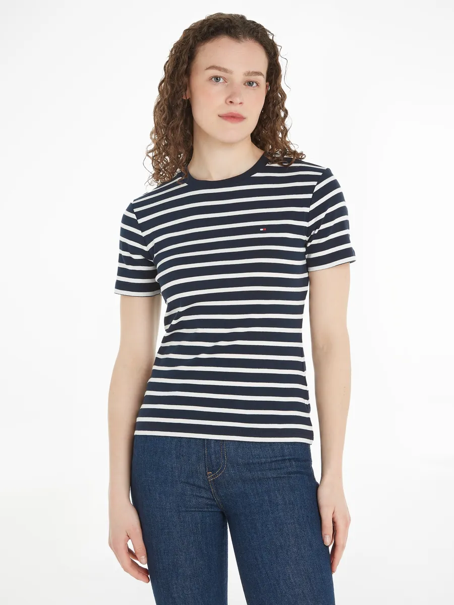 

Футболка Tommy Hilfiger "NEW SLIM CODY C-NK SS" с вышитым логотипом, цвет Desert Sky/Ecru