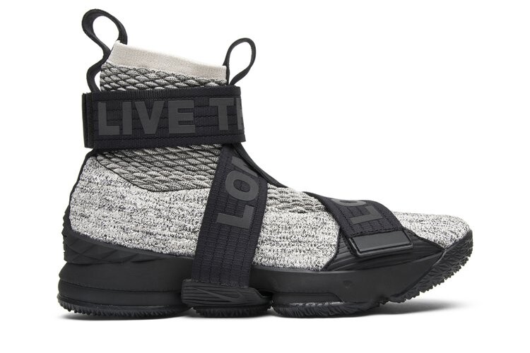 

Кроссовки Nike Kith x LeBron Lifestyle 15 'Concrete', черный