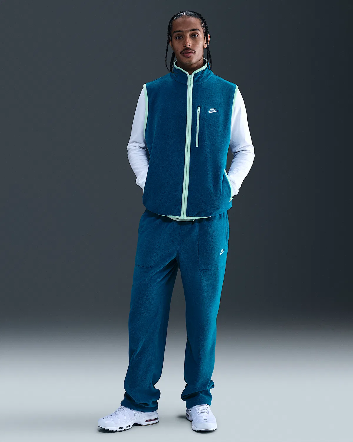 Мужская зимняя жилетка Nike Sportswear Club, Green Abyss/Mint Foam/White — фото 4