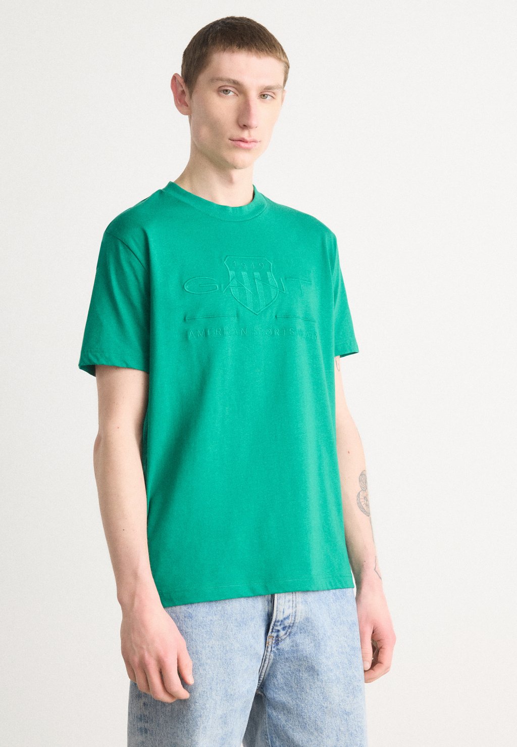 

Футболка с принтом TONAL SHIELD GANT, зеленый