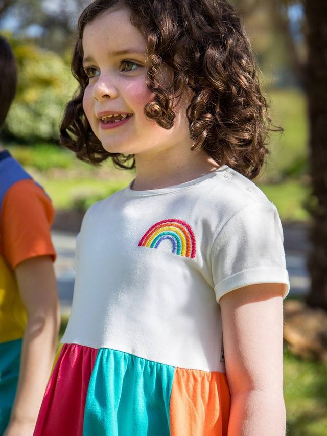 Детское платье из органического хлопка с радужным принтом Frugi, Soft White/Rainbow — фото 4