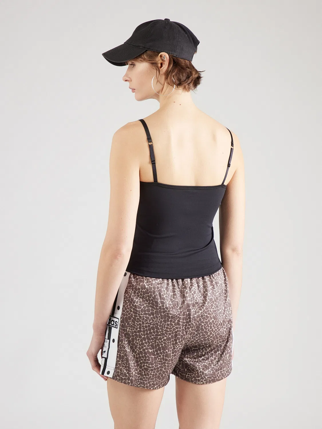 Топ Adidas Originals черного цвета — фото 4