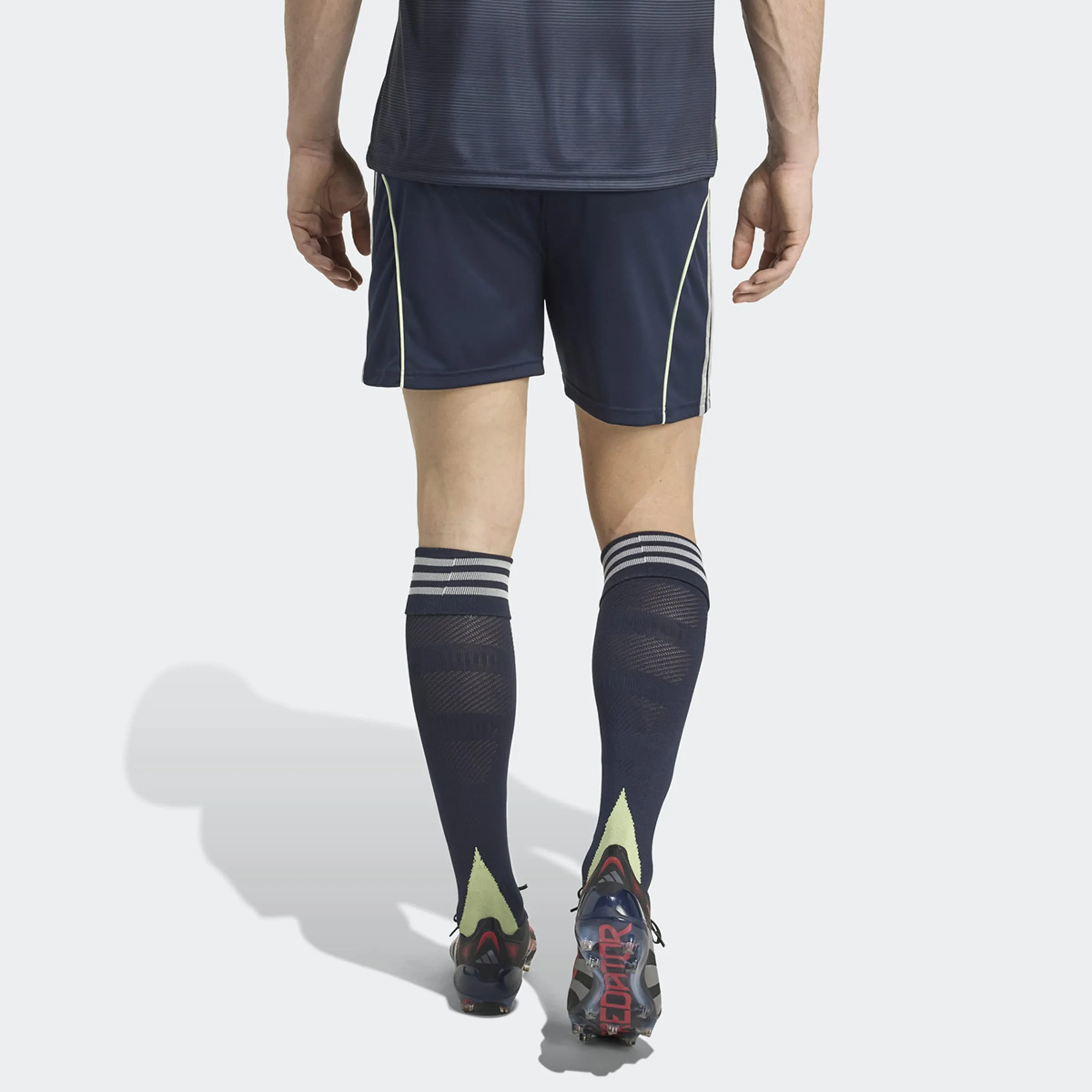 Шорты мужские гостевая форма Real Madrid 2025-2026 Adidas, синий — фото 2