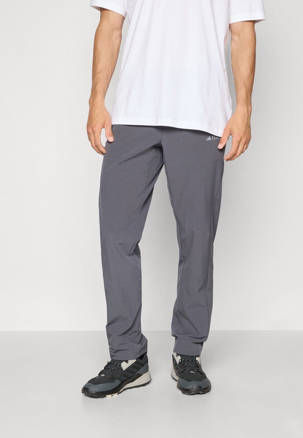 

Брюки для активного отдыха STRETCH Adidas Terrex, серый
