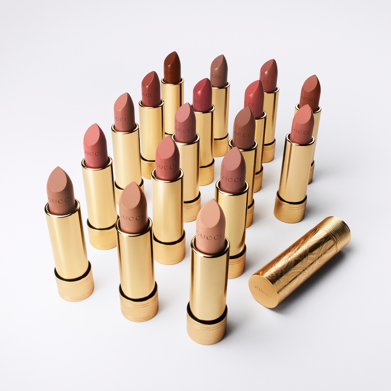 Помада для губ gucci beauty rouge à lèvres satin Gucci, nr. 201 the painted veil, вес 3.5 гр. — фото 4