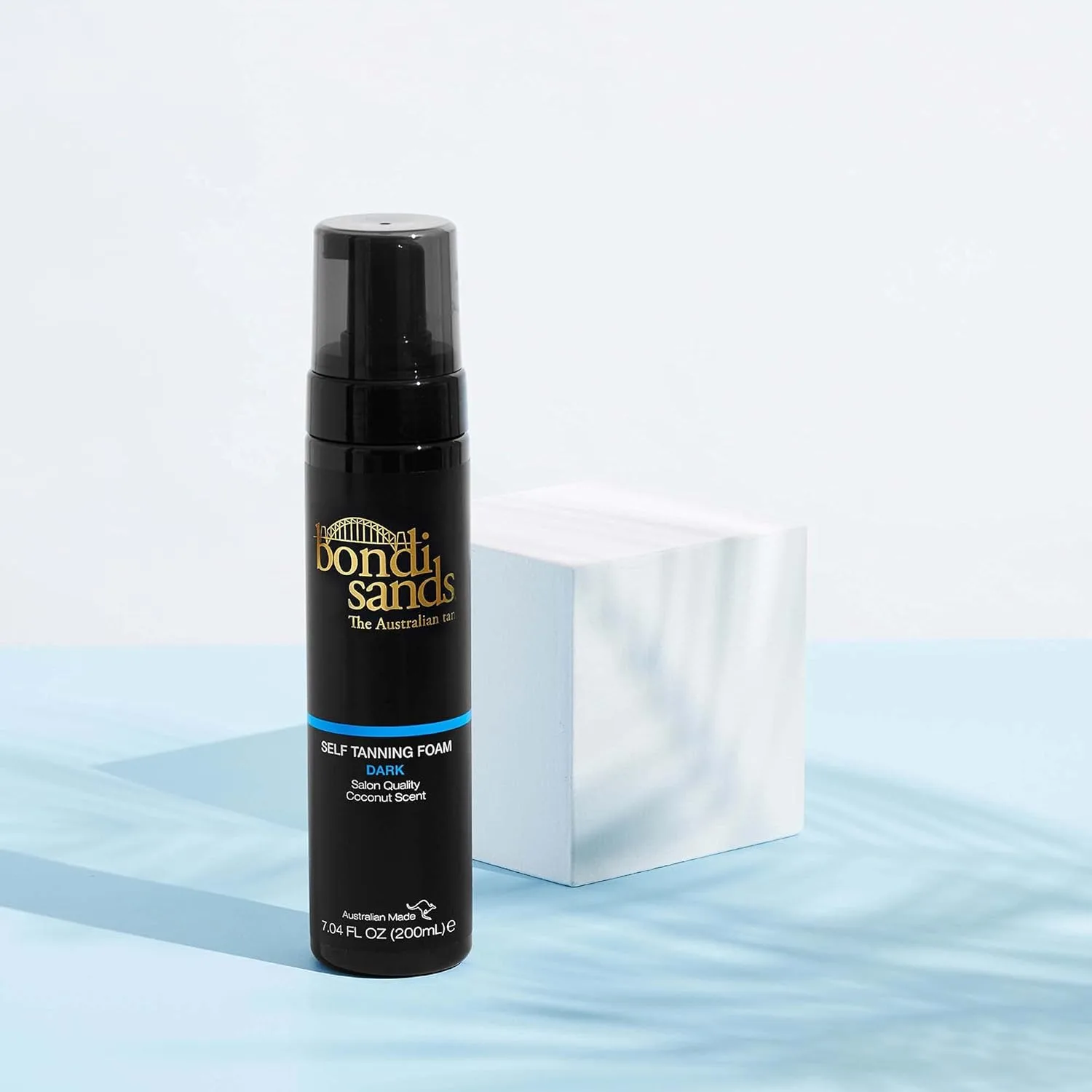 Набор для автозагара Bondi Sands Dark Self Tanning Foam Value Kit | Включает 2 легких пены для автозагара + 1 перчатку для безупречного результата — фото 4