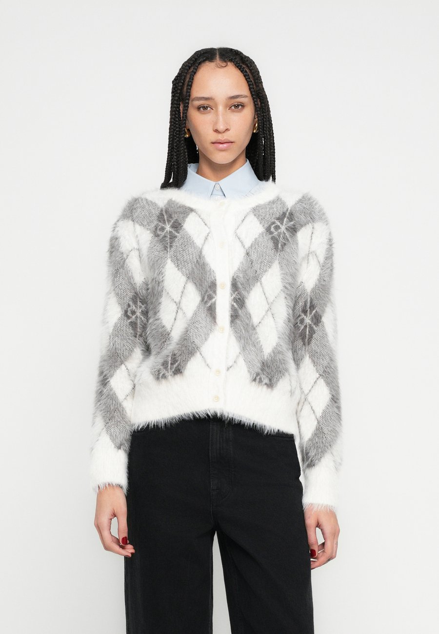 

Кардиган Calvin Klein Jeans FUZZY NOVELTY ARGYLE , Tofu/Off-White