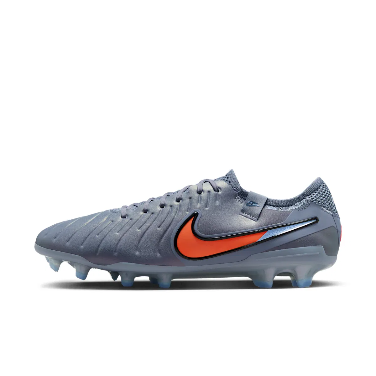 Мужские низкие футбольные бутсы Tiempo Legend 10 Elite для твердого грунта Nike, синий