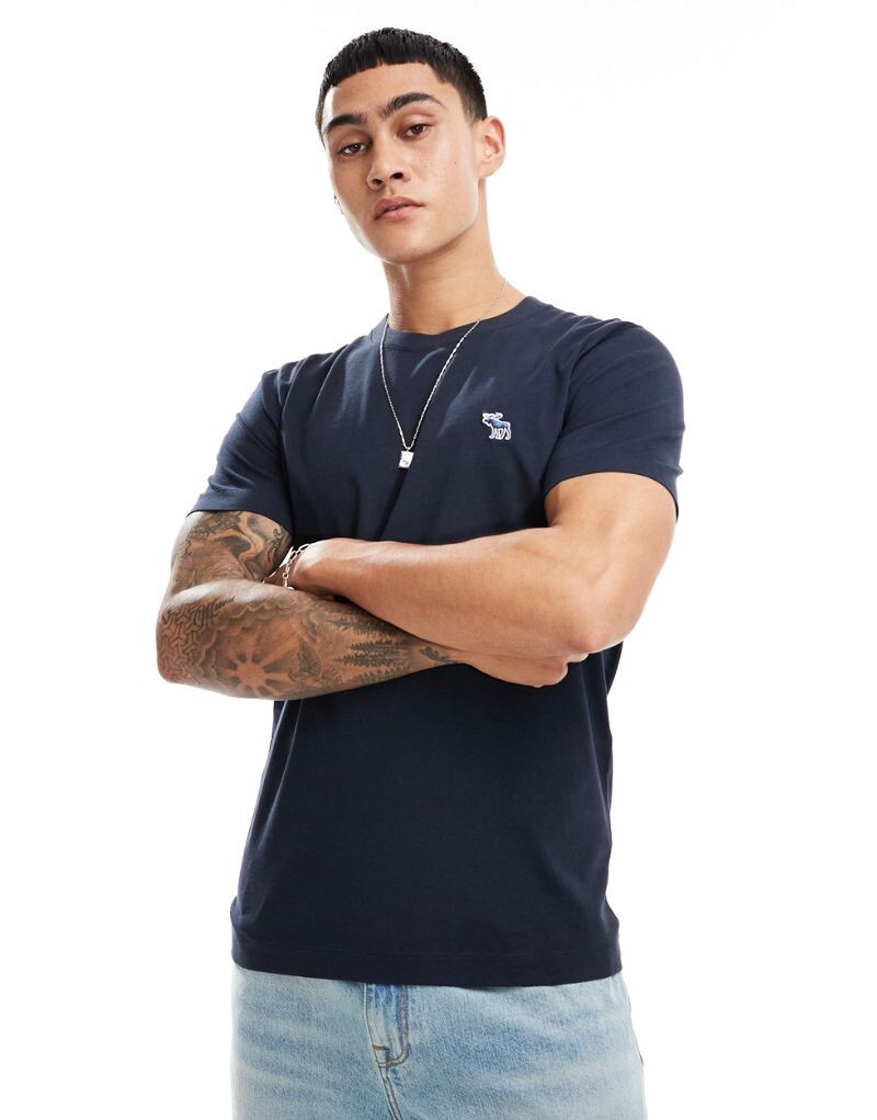 

Abercrombie & Fitch — Icon — темно-синяя футболка с тисненым логотипом