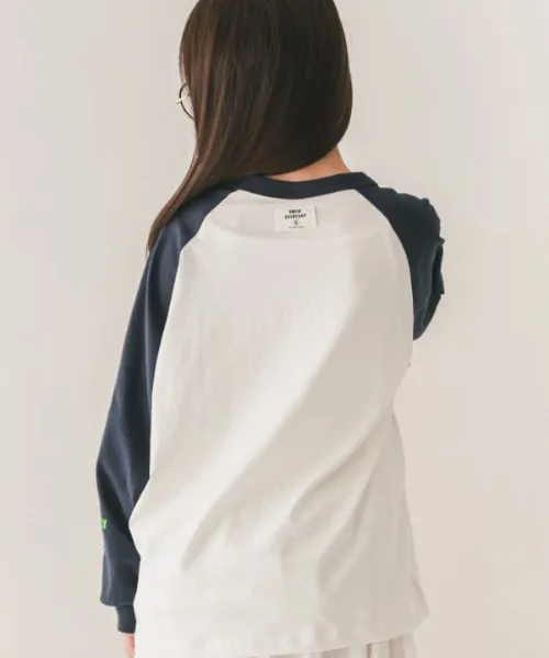 Детская футболка Jeans-b FOR GOOD с длинным рукавом бежевая — фото 2