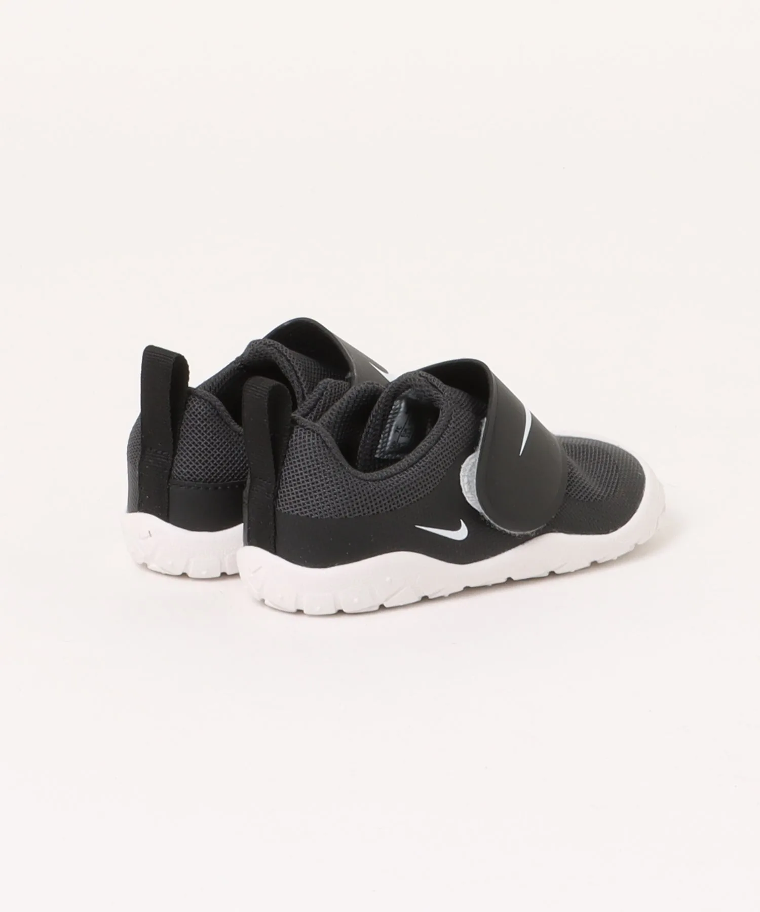 Детские кроссовки Nike SWOOSH 1 ESSENTIAL TD HV5043-001 — фото 2