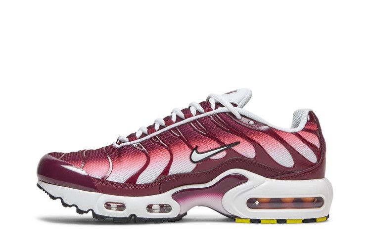 Кроссовки Nike Air Max Plus GS 'Dark Beetroot', красный — фото 4