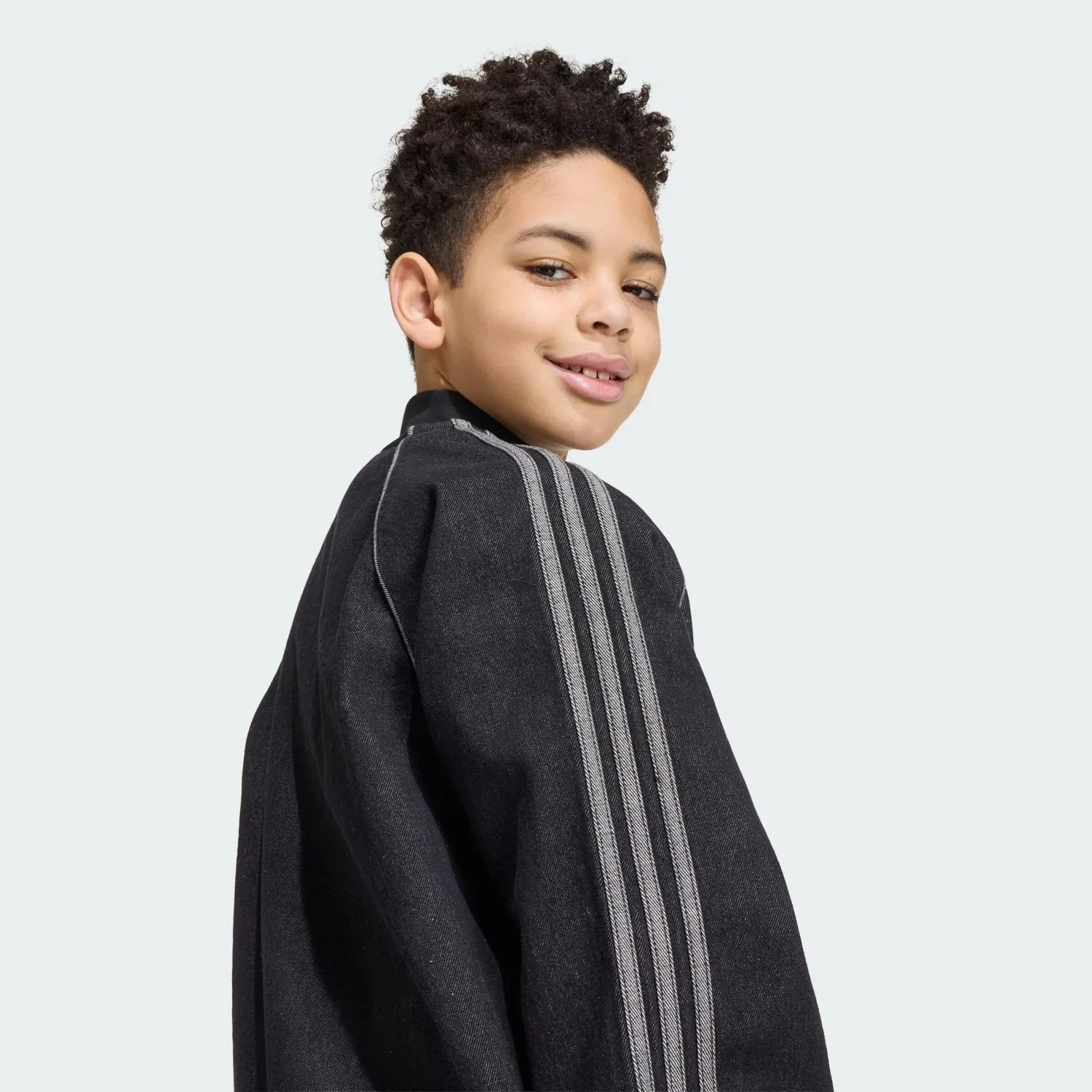 Куртка Adidas Originals Between-Season из черного денима — фото 4
