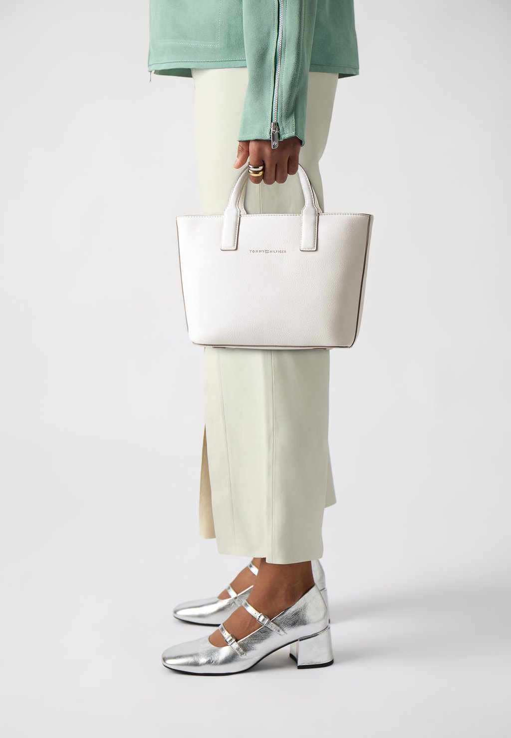 

Сумка LOGOTAPE MINI TOTE Tommy Hilfiger, кремовый