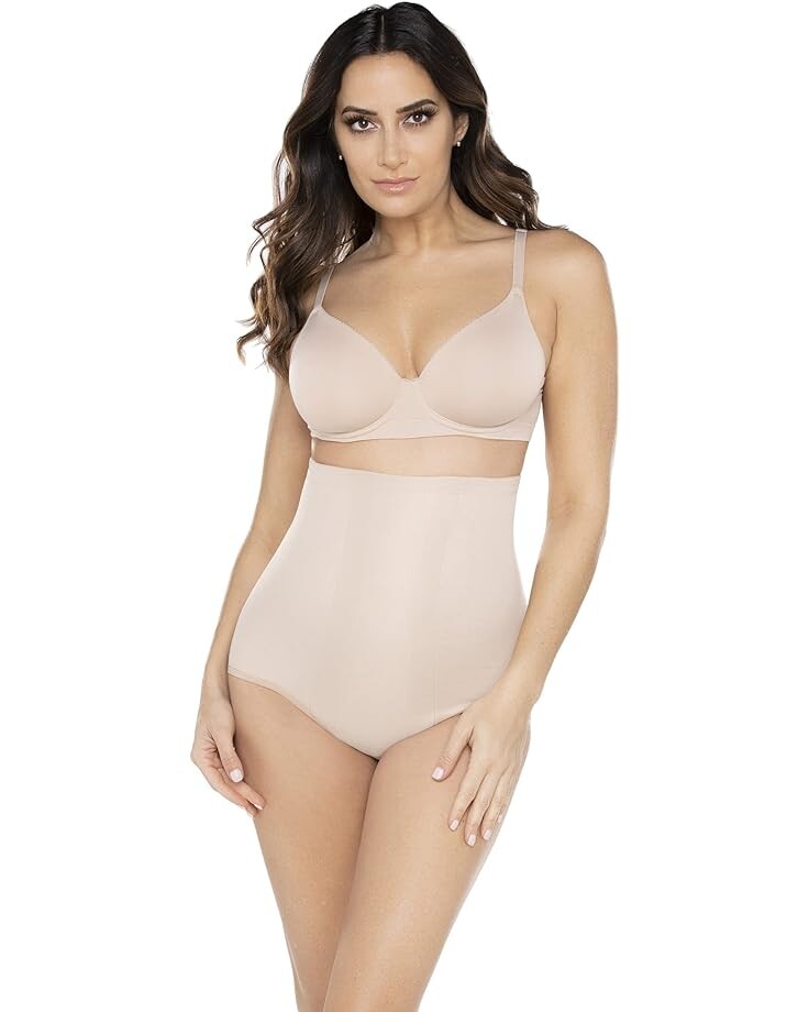 

Трусы Miraclesuit Shapewear Extra Firm Shape with an Edge Hi-Waist, цвет Nude