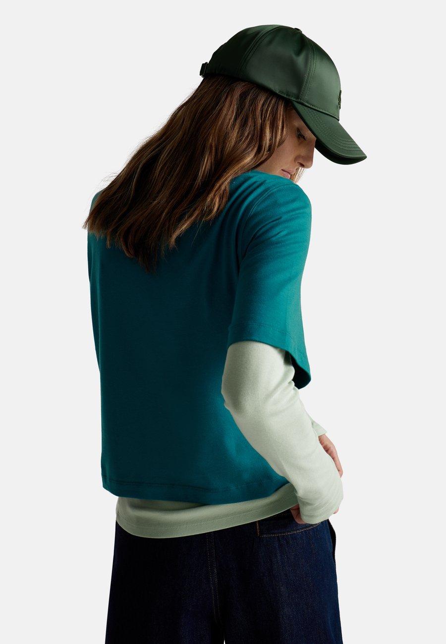 

Футболка United Colors of Benetton BOXY , Green