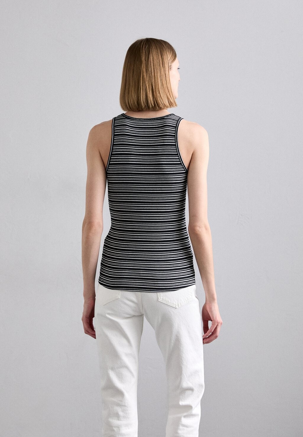 

Топ Striped Tank Filippa K, черный/белый