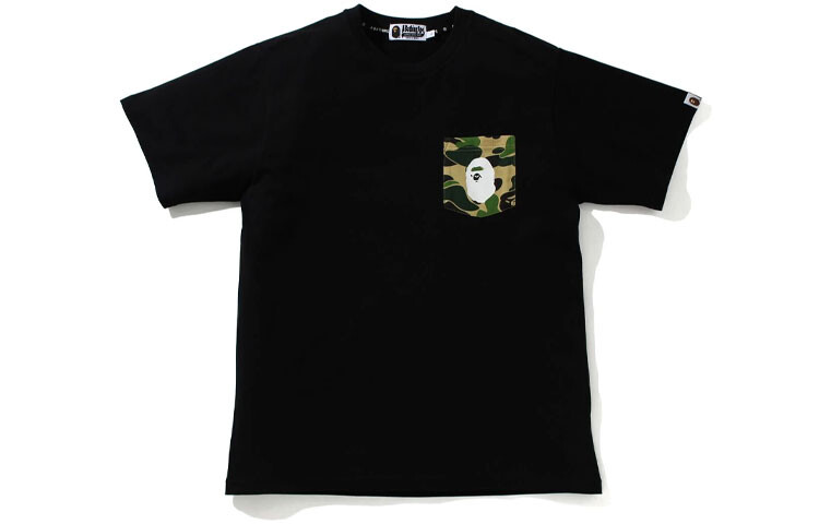 

Футболка Bape мужская A Bathing Ape, черный/красный