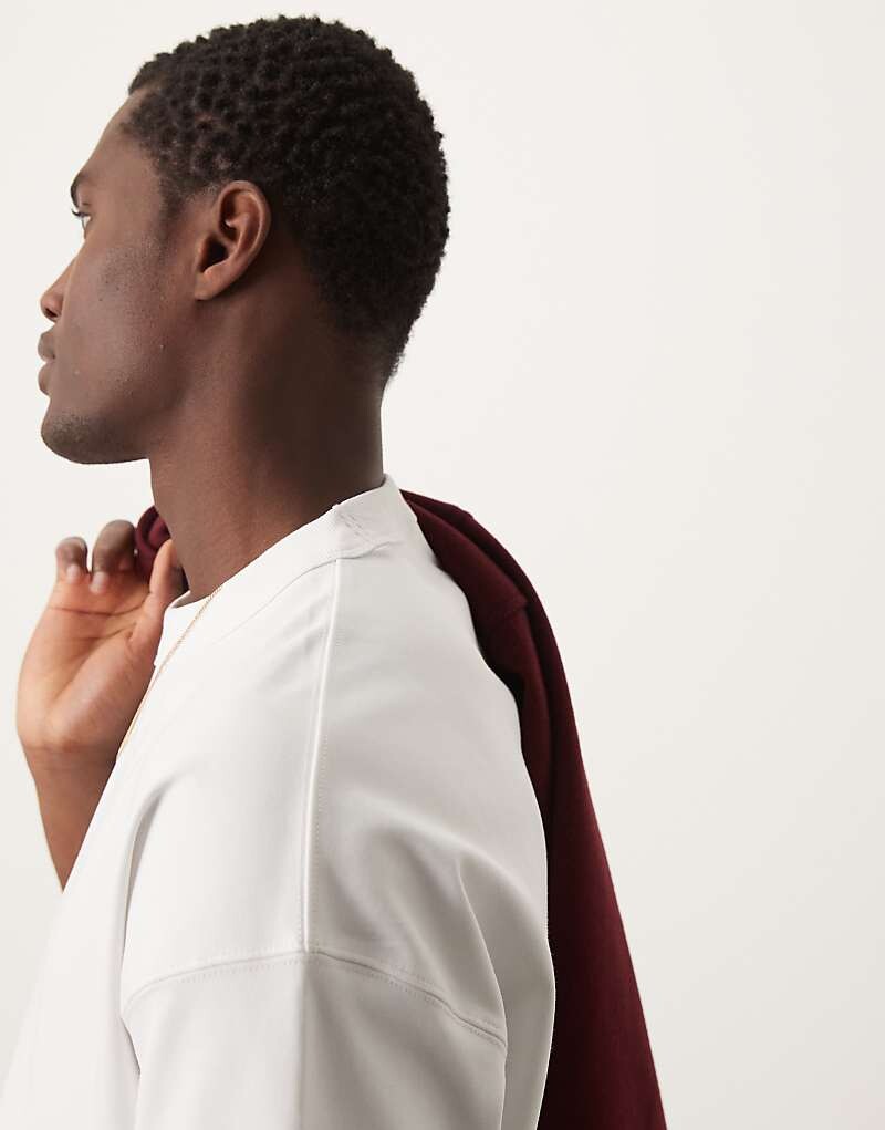 

Белая свободная футболка свободного кроя ASOS DESIGN Premium из плотного трикотажа интерлок плотностью 300 г/м²